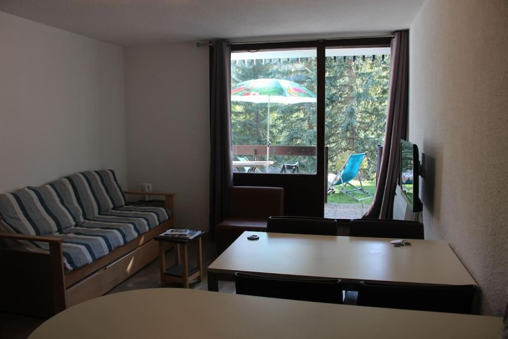 Appartement Idealement Situe سا شيفري المظهر الخارجي الصورة